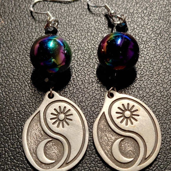 Yin Yang Dangle Earrings With 925 Hypoallergenic Hooks. Medium Weight Charm - Picture 2 of 4